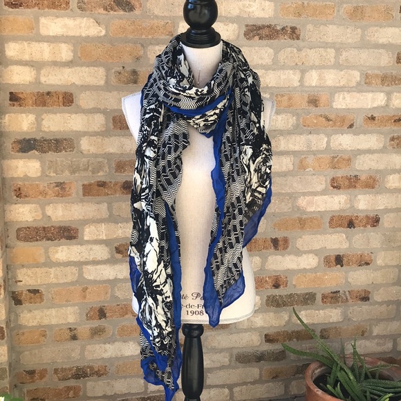 New Stella & Dot Black Blue Scarf Wrap - Picture 2 of 6
